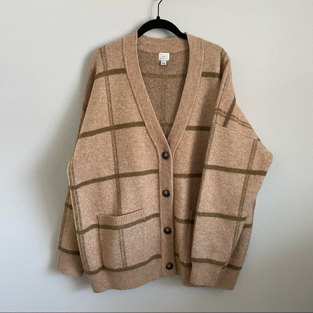 SOLD a new day cardigan